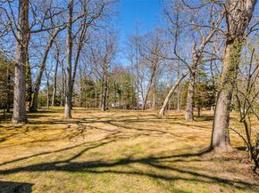 8 Terrell Lane, Stony Brook NY 11790