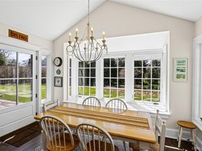 8 Terrell Lane, Stony Brook NY 11790