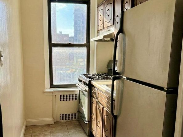 3220 Avenue H 4H, Brooklyn NY 11210