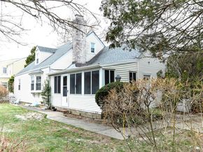 138 Chestnut Street, Lynbrook NY 11563