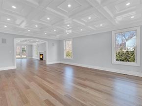 541 Split Rock Road, Syosset NY 11791