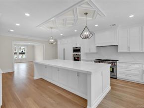 541 Split Rock Road, Syosset NY 11791