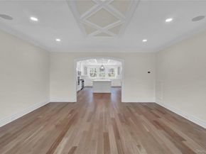 541 Split Rock Road, Syosset NY 11791