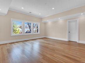 541 Split Rock Road, Syosset NY 11791