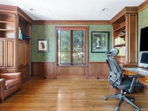 14 Meadow Lane, Manhasset NY 11030