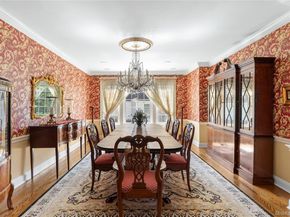 14 Meadow Lane, Manhasset NY 11030