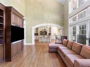 14 Meadow Lane, Manhasset NY 11030