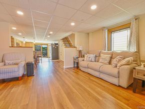 20 W 18th Road, Broad Channel NY 11693