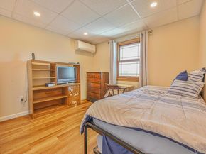 20 W 18th Road, Broad Channel NY 11693