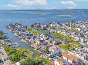 20 W 18th Road, Broad Channel NY 11693