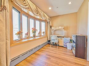 20 W 18th Road, Broad Channel NY 11693