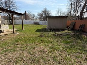 80 Earl Street, Deer Park NY 11729