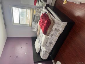 80 Earl Street, Deer Park NY 11729