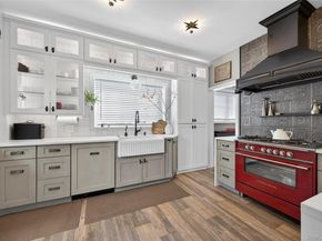 3 Beacon Hill Road, Port Washington NY 11050