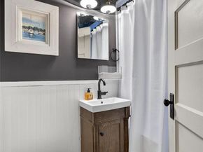 3 Beacon Hill Road, Port Washington NY 11050