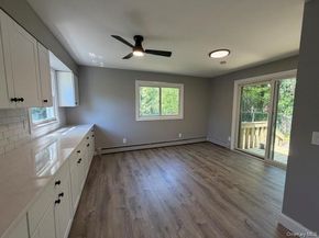 130 Park Lane, Middle Island NY 11953
