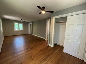 130 Park Lane, Middle Island NY 11953