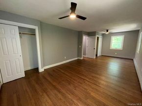 130 Park Lane, Middle Island NY 11953