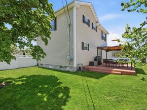 5 Butler Street, West Islip NY 11795