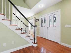 5 Butler Street, West Islip NY 11795