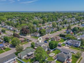 5 Butler Street, West Islip NY 11795