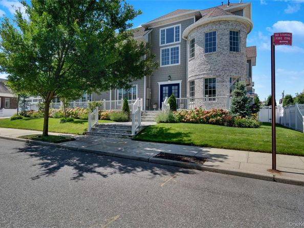 171 Beach 148th Street, Neponsit NY 11694