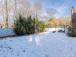 49 Lexington Avenue, Smithtown NY 11787