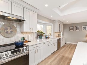 49 Lexington Avenue, Smithtown NY 11787