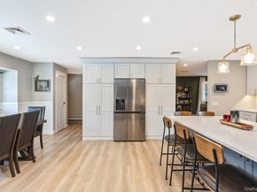 49 Lexington Avenue, Smithtown NY 11787