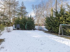 49 Lexington Avenue, Smithtown NY 11787