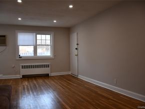 224-38 Kingsbury Ave A, Bayside NY 11364