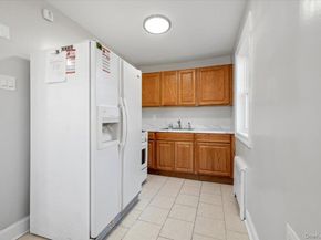 224-38 Kingsbury Ave A, Bayside NY 11364