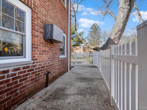 224-38 Kingsbury Ave A, Bayside NY 11364