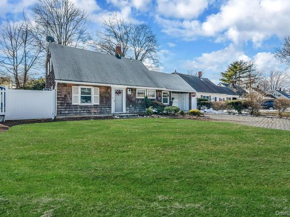 694 Whittier Street, Westbury NY 11590