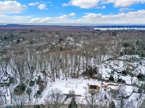 37 Christian Avenue, Setauket NY 11733