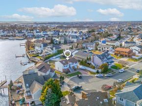 4068 Darby Lane, Seaford NY 11783