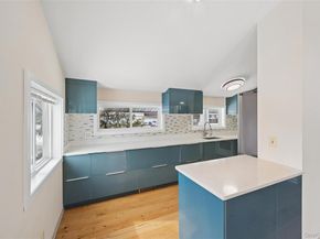 21 Amboy Road, Oakdale NY 11769