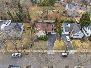 18 Gaylore Drive W, Amityville NY 11701