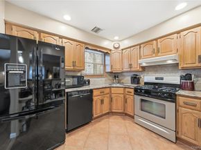 18 Gaylore Drive W, Amityville NY 11701