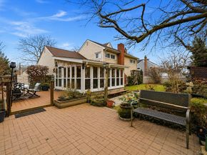 18 Gaylore Drive W, Amityville NY 11701