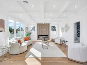 8 Table Lane, Hicksville NY 11801