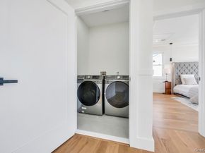 8 Table Lane, Hicksville NY 11801