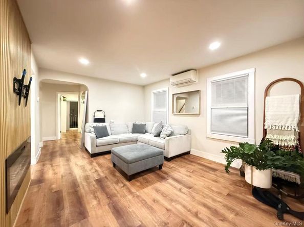 55 Keller Street, Valley Stream NY 11580