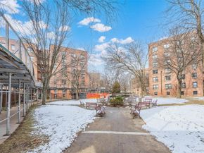 150-15 72nd Rd 5G, Kew Garden Hills NY 11367