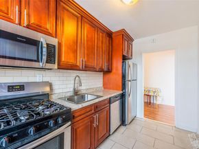 150-15 72nd Rd 5G, Kew Garden Hills NY 11367