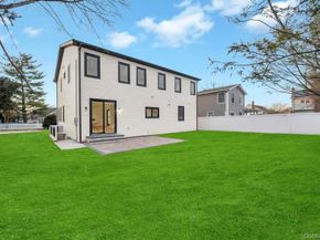 472 Farmranch Road E, Bethpage NY 11714