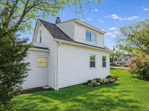 136 N Delaware Avenue, Lindenhurst NY 11757