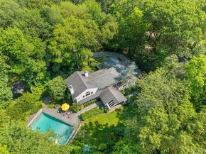 110 Round Hill Road, Scarsdale NY 10583