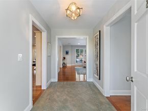 110 Round Hill Road, Scarsdale NY 10583