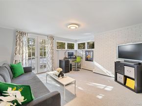 110 Round Hill Road, Scarsdale NY 10583